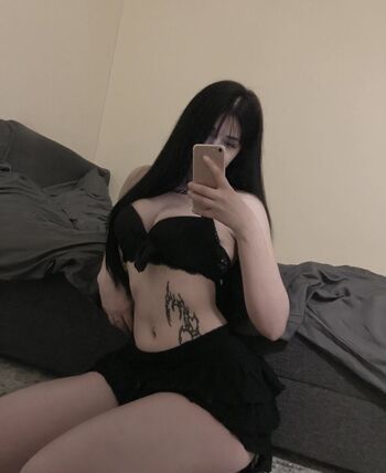 Full leaked Xiavampire page private onlyfans photo