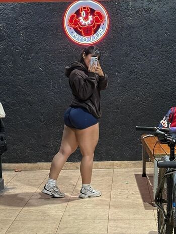 Full leaked Xinaxxiv private onlyfans photo