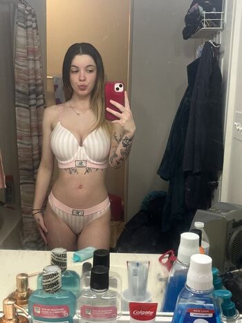 Full leaked Xoxo lyss private onlyfans photo