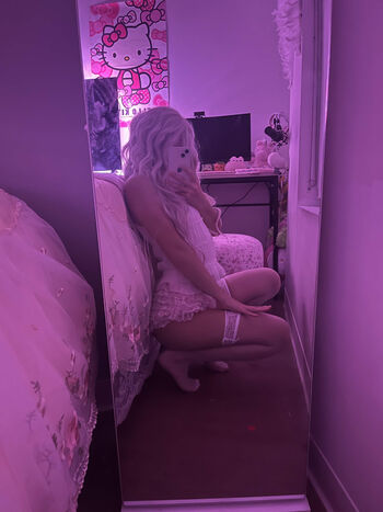 Full leaked Xprincesslilymeowx private onlyfans photo