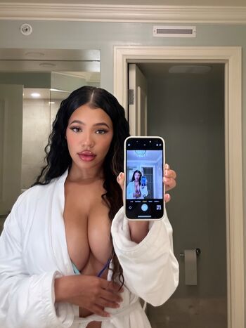 Full leaked Xttiona private onlyfans photo