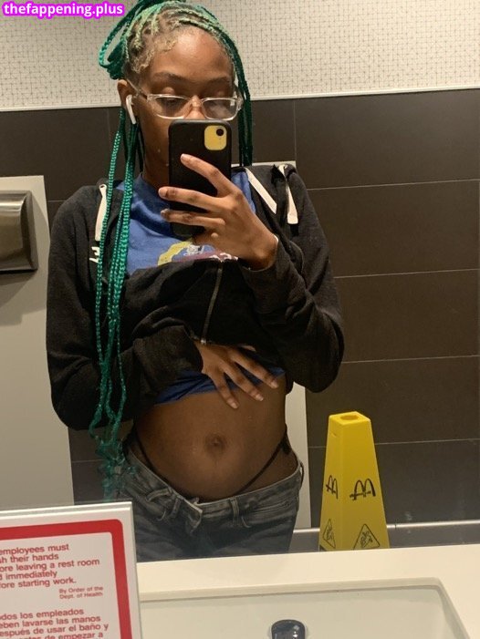 xx_zakiya / xxxmilk Foto OnlyFans Nua #3