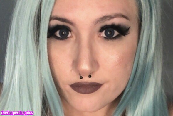 CheshireKatx / lilgothraven / u13085533 / xxcheshire_kat Foto OnlyFans Desnuda #37