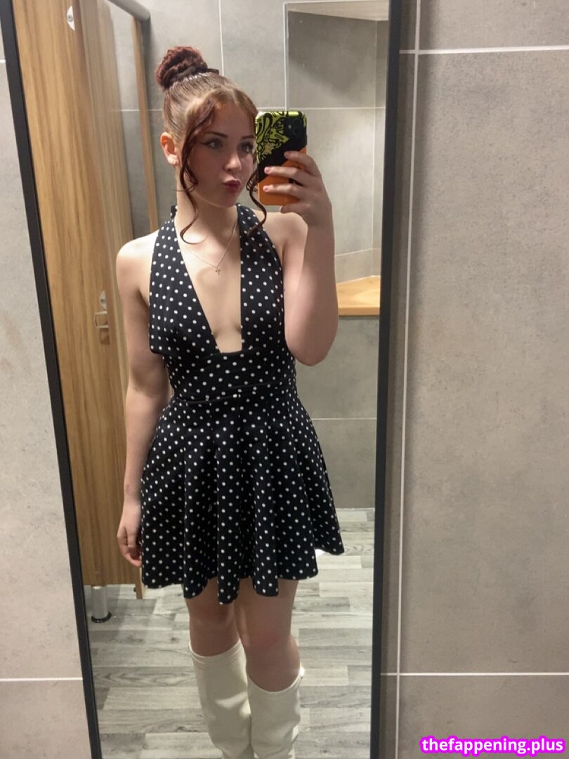 emmie_mck / xxemilyxxmcx Foto OnlyFans Desnuda #2