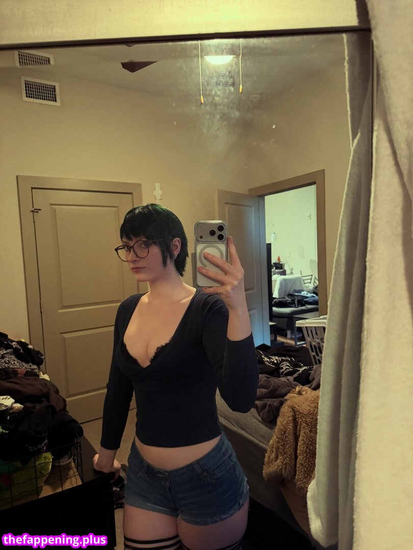 xxiluvkittyz Çıplak OnlyFans Fotoğrafı #2