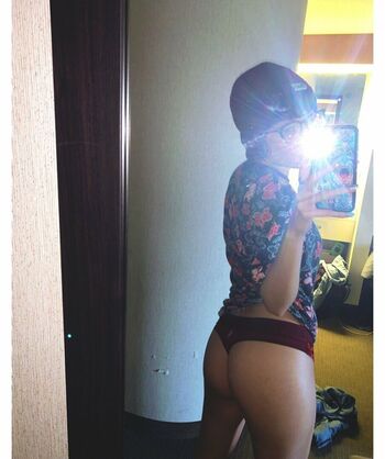 Full leaked Xxskyelynnxx private onlyfans photo