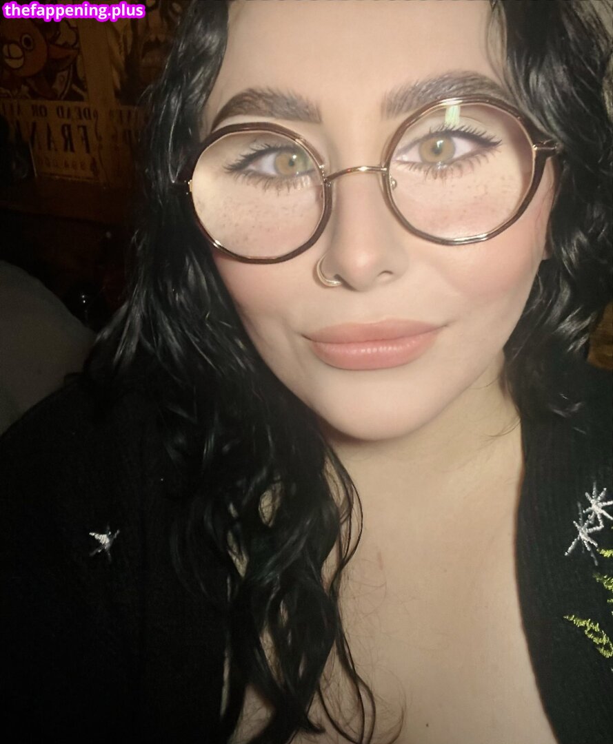 cervenafox / https: / xxxenoviakun Nagie OnlyFans Zdjęcie #2
