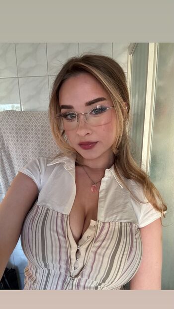 Full leaked Yaboielina page private onlyfans photo