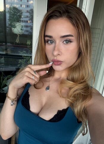 Full leaked Yaboielina page private onlyfans photo