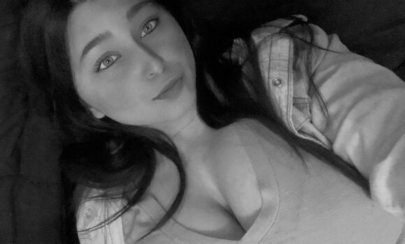 Full leaked Yagirlsarina private onlyfans photo