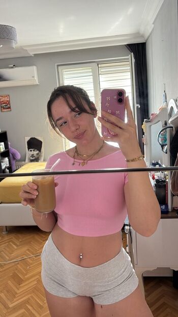 Full leaked Yagmur simsek private onlyfans photo