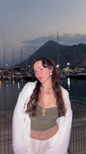 Full leaked Yagmur simsek private onlyfans photo