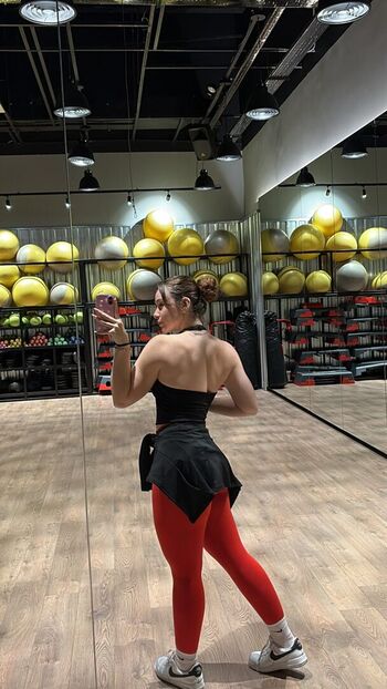Full leaked Yagmur simsek private onlyfans photo