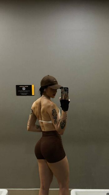 Full leaked Yai oficial private onlyfans photo