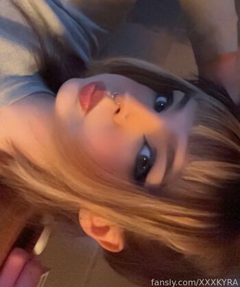 Full leaked Yakumibaby kittygirlzxo kyrazlive dadstr kdx kyraluvvv xxxkyra yakumibabi private onlyfans photo