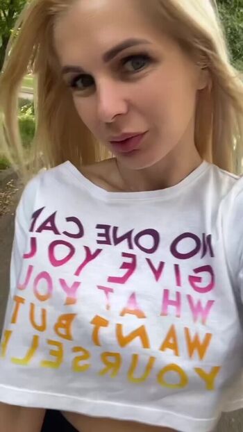 Full leaked Yanoka z private onlyfans photo