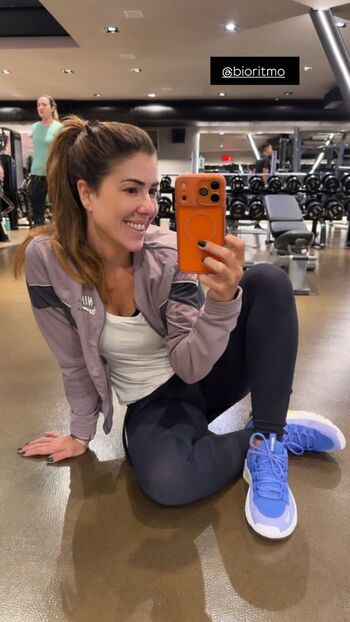 Full leaked Yara fantoni private onlyfans photo