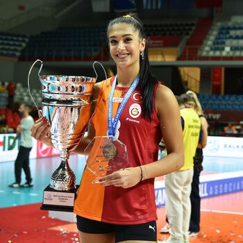 Full leaked Yaseminguvelii private onlyfans photo