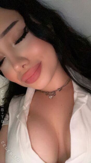 Full leaked Yasilisches page private onlyfans photo