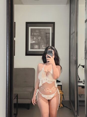 Full leaked Yasmintales qn private onlyfans photo