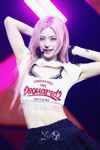 Full leaked Yeji private onlyfans photo