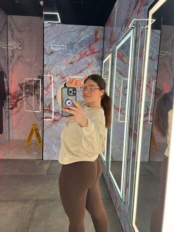 Full leaked Yelly private onlyfans photo