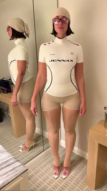 Full leaked Yesjulz  page private onlyfans photo