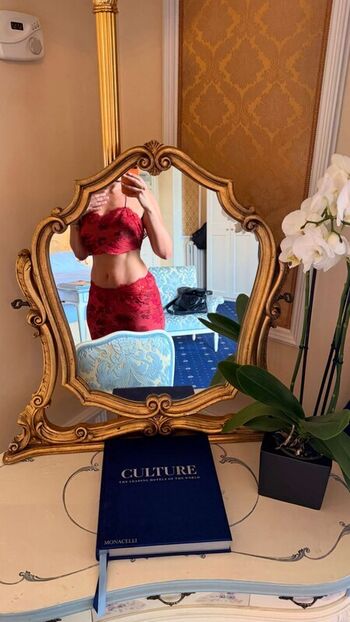 Full leaked Yesjulz page private onlyfans photo