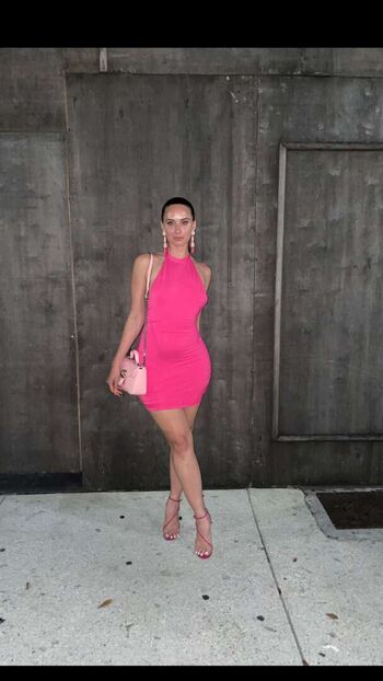 Full leaked Yesjulz private onlyfans photo