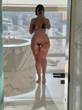 Full leaked Yesjulz  page private onlyfans photo