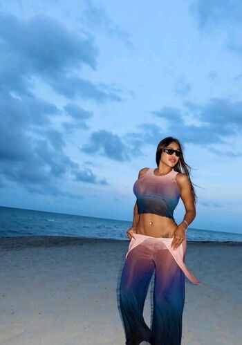 Full leaked Yessicaespinozaaa private onlyfans photo