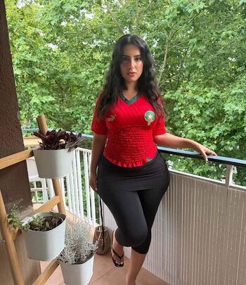 Full leaked Yiyi private onlyfans photo