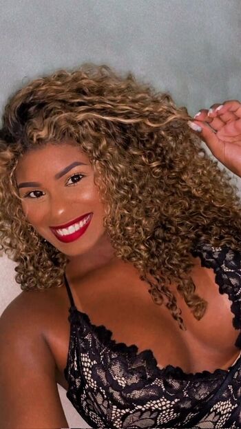 Full leaked Ynaraabb private onlyfans photo