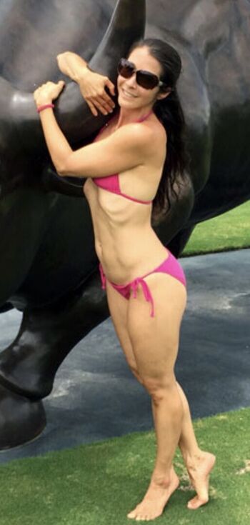 YogaHotWife