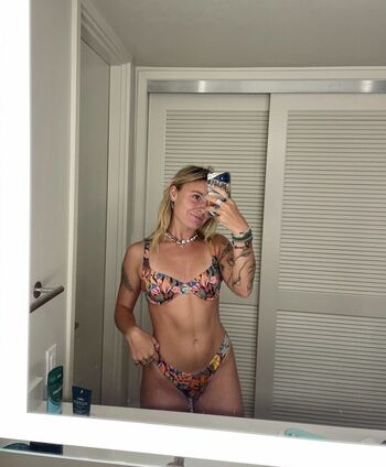 Full leaked Yogirl rin private onlyfans photo