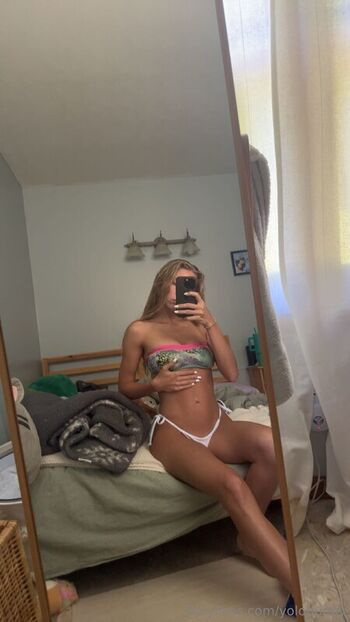 Full leaked Yolobunny private onlyfans photo