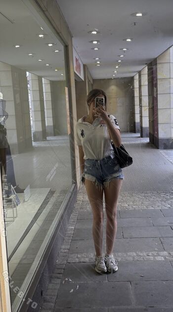 Full leaked Yonca private onlyfans photo