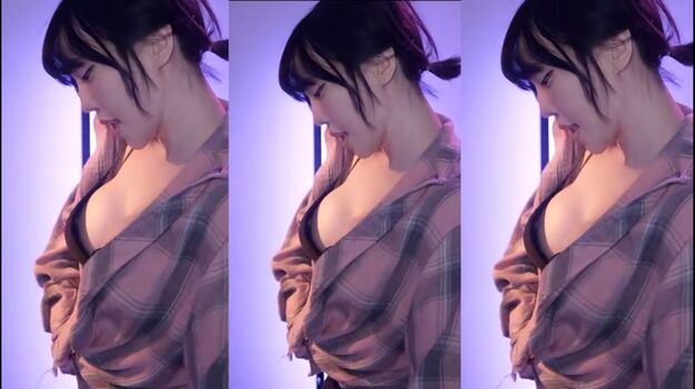 Full leaked Yoon froggy private onlyfans photo