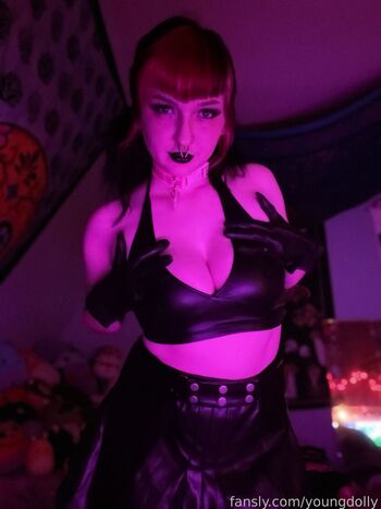 Full leaked Youngdolly page private onlyfans photo