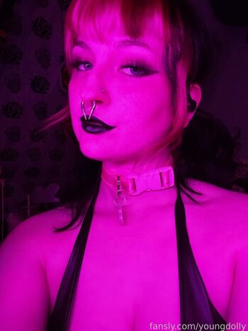 Full leaked Youngdolly private onlyfans photo