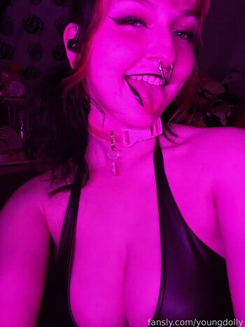 Full leaked Youngdolly private onlyfans photo