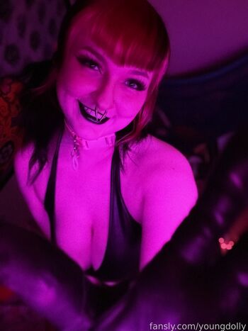 Full leaked Youngdolly private onlyfans photo