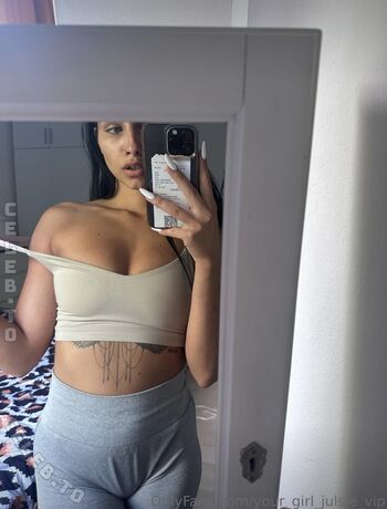 Full leaked Yourgirljulsi private onlyfans photo