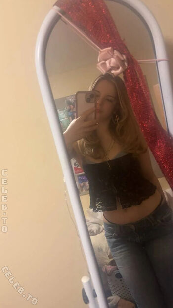 Full leaked Yourmalissa private onlyfans photo