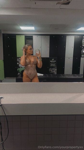 Full leaked Yourpropertyxx private onlyfans photo