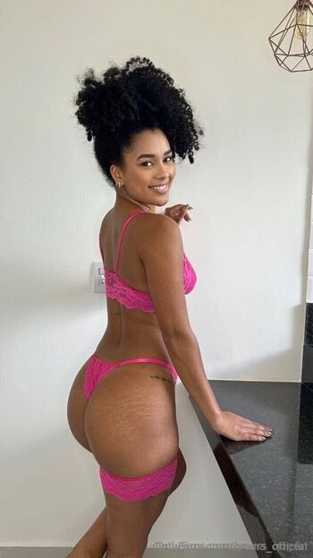 Full leaked Yours queen private onlyfans photo
