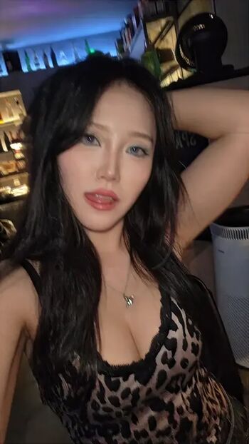 Full leaked Yuggie tv private onlyfans photo