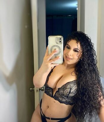 Full leaked Yulieth private onlyfans photo