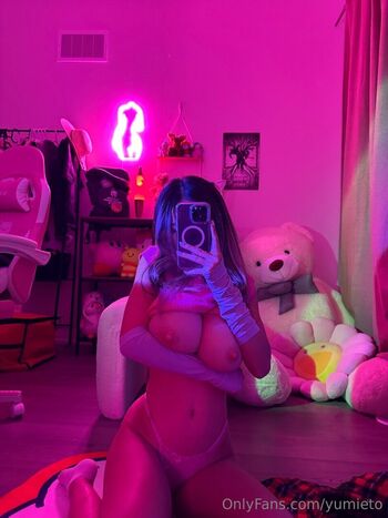 Full leaked Yumi eto private onlyfans photo