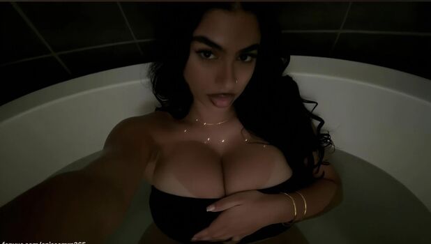 Full leaked Yumi sakura private onlyfans photo